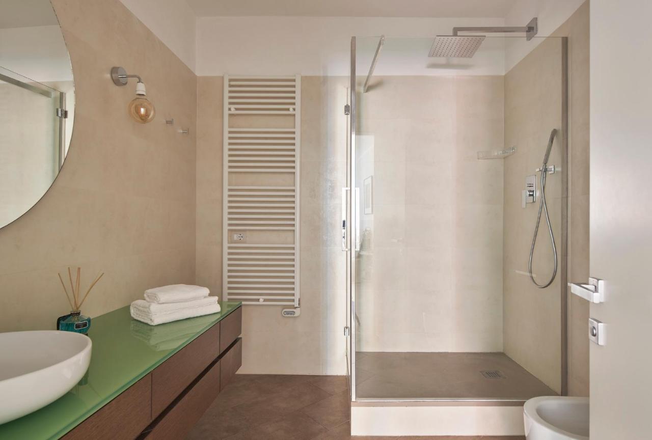 פירנצה 3 Master Bedrooms With Balcony On The River With Views מראה חיצוני תמונה